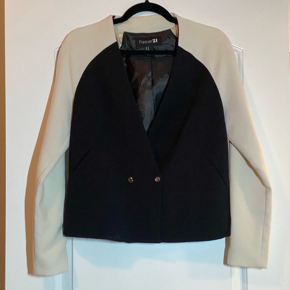Dual Tone Athletic Fit Blazer